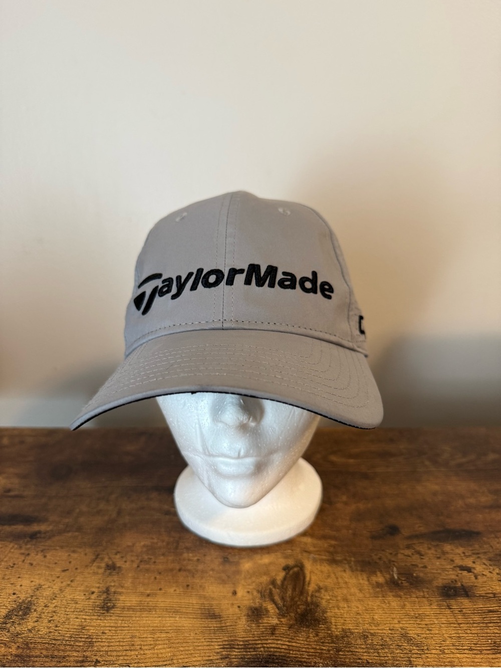 TaylorMade Light Gray Performance Golf Hat with Black Logo